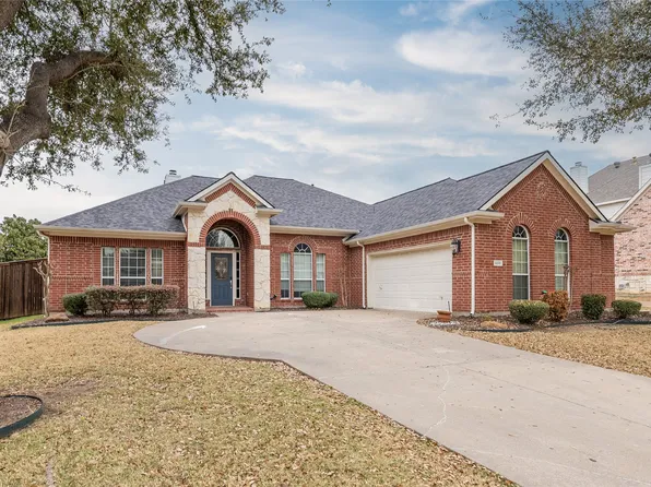 608 Walnut Hollow Dr, Mansfield, TX 76063