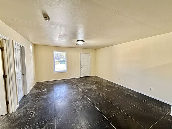 4th image of 510 Pine St #3