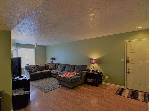 4th image of 1421 Vega Cir #1421