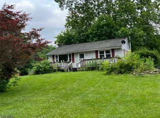 3090 Hutchinson River Rd, Phillipsburg, NJ 08865