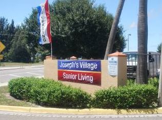 2220 N Australian Ave APT 303, West Palm Beach, FL 33407