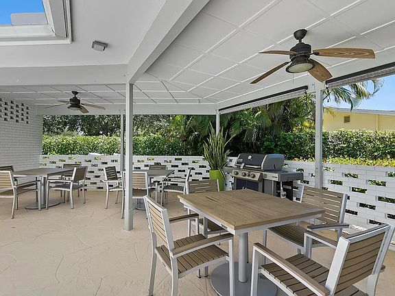 3rd image of 800 S Golf Dr APT 109