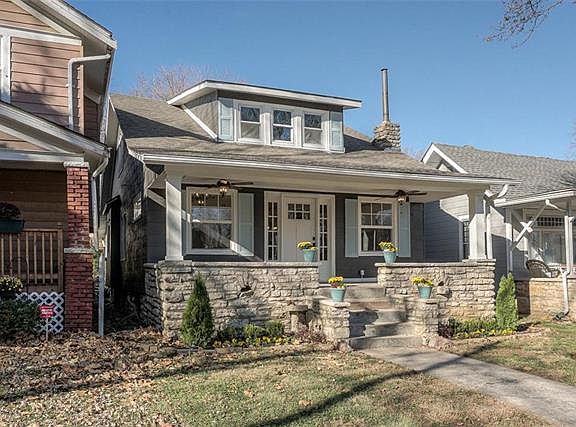 2nd image of 452 N 16th St