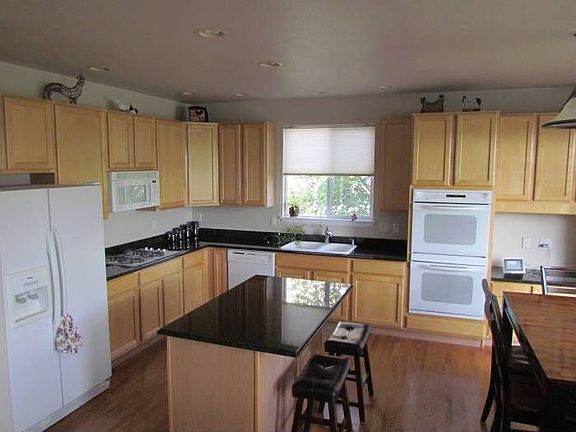 3rd image of 2262 Cottonwood Pl