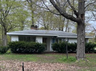647 W Ford Dr, Sault Sainte Marie, MI 49783