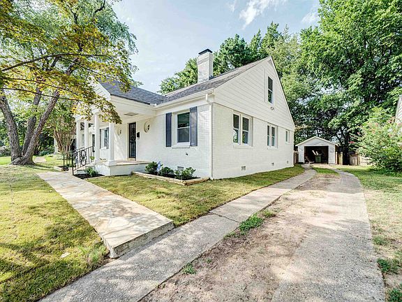 5th image of 74 N Alicia Dr