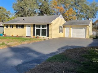 758 Dewitt Rd, Webster, NY 14580