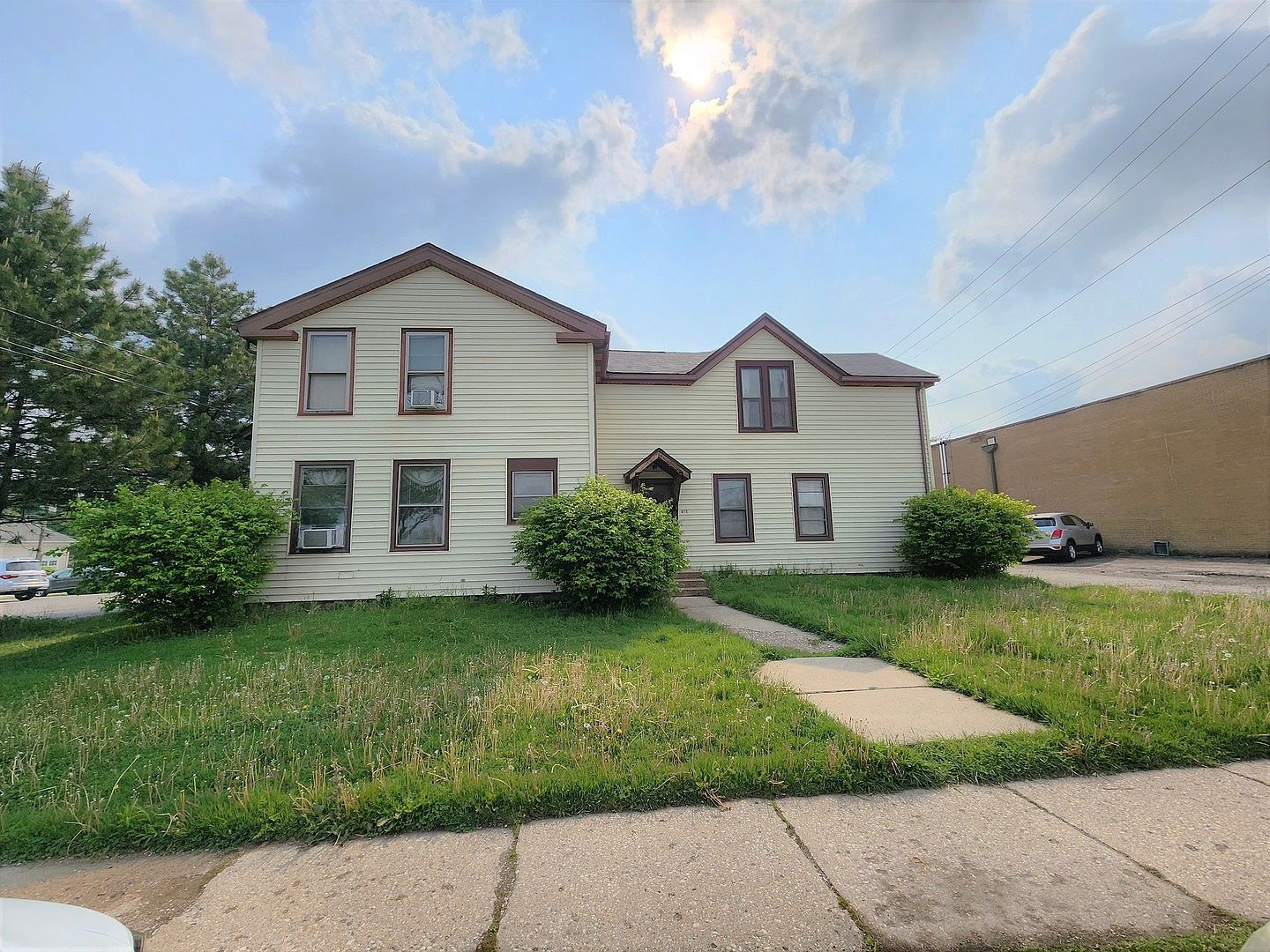 416 Clay St, Woodstock, IL 60098 Zillow