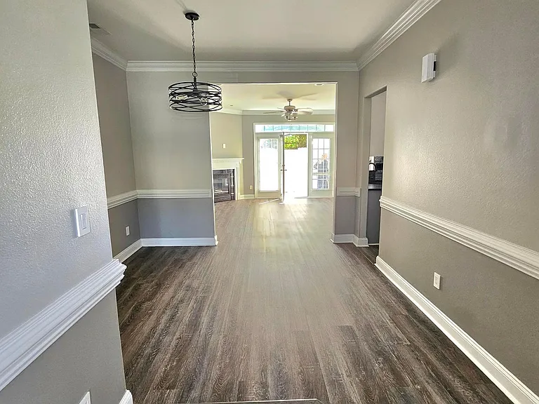 5817 Fox Point Cir — Photo 6