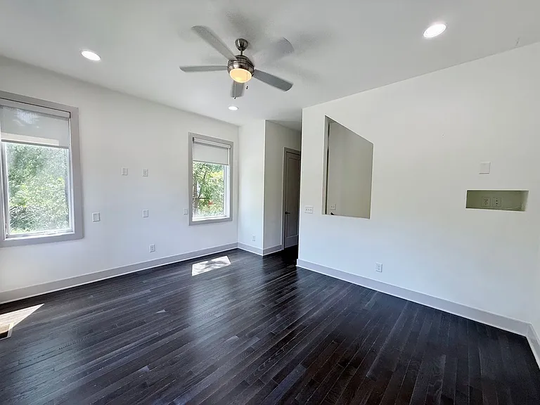 1117 Summit Ave — Photo 13
