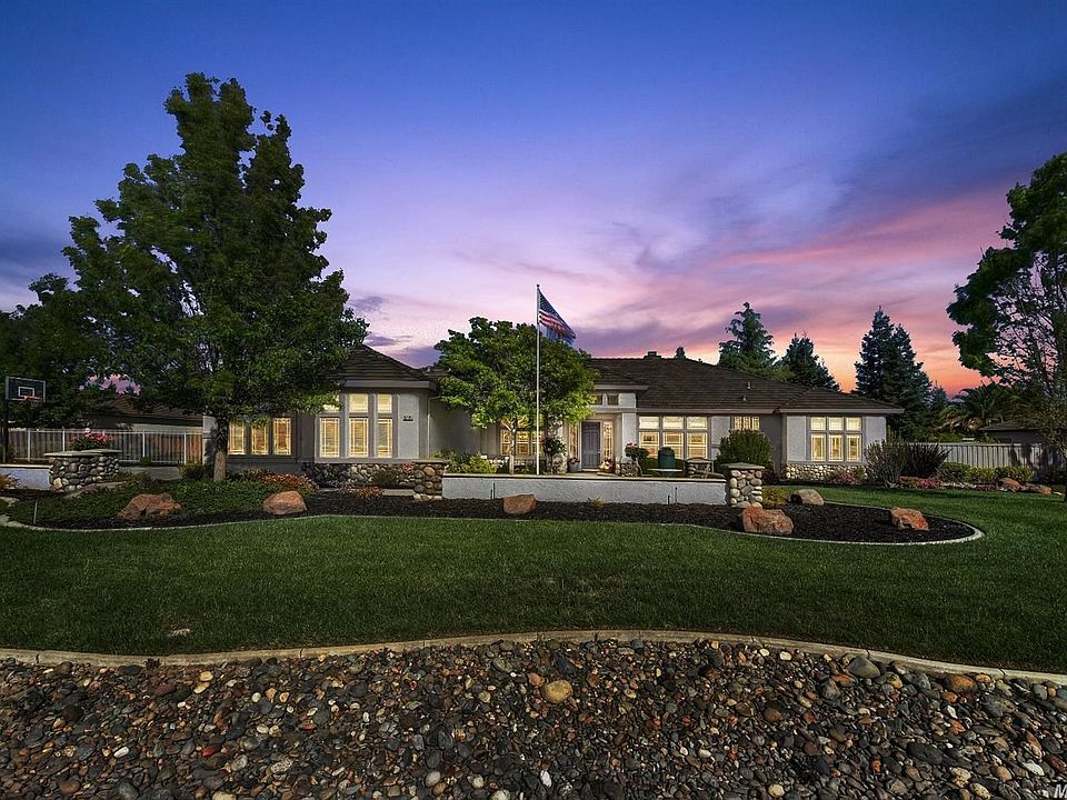 1st image of 8235 Tobiano Dr
