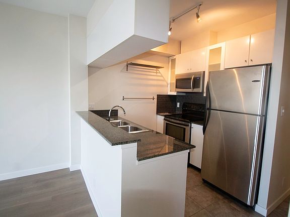 5th image of 1238 Burrard St Penthouse 1