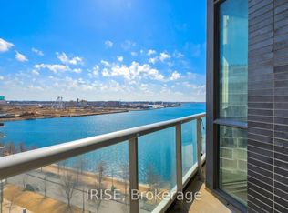 1 Edgewater Dr #918, Toronto, ON M5A 0L1