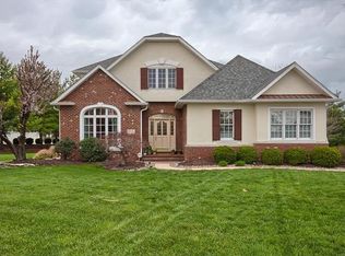 1 Fox Mill Ct, Maryville, IL