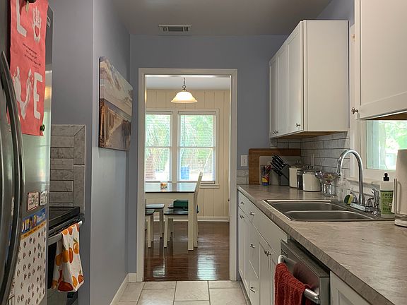 5th image of 409 E Kentucky Ave