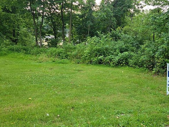 3rd image of 2617 County Line Rd