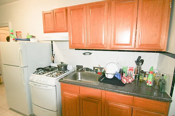 Rented by Horowitz Real Estate | media 7