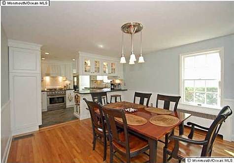 2nd image of 300 Baltimore Blvd