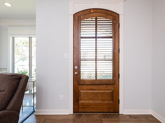 5th image of 202 Rosemary Way