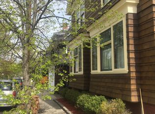 155 University Ave, Providence, RI 02906