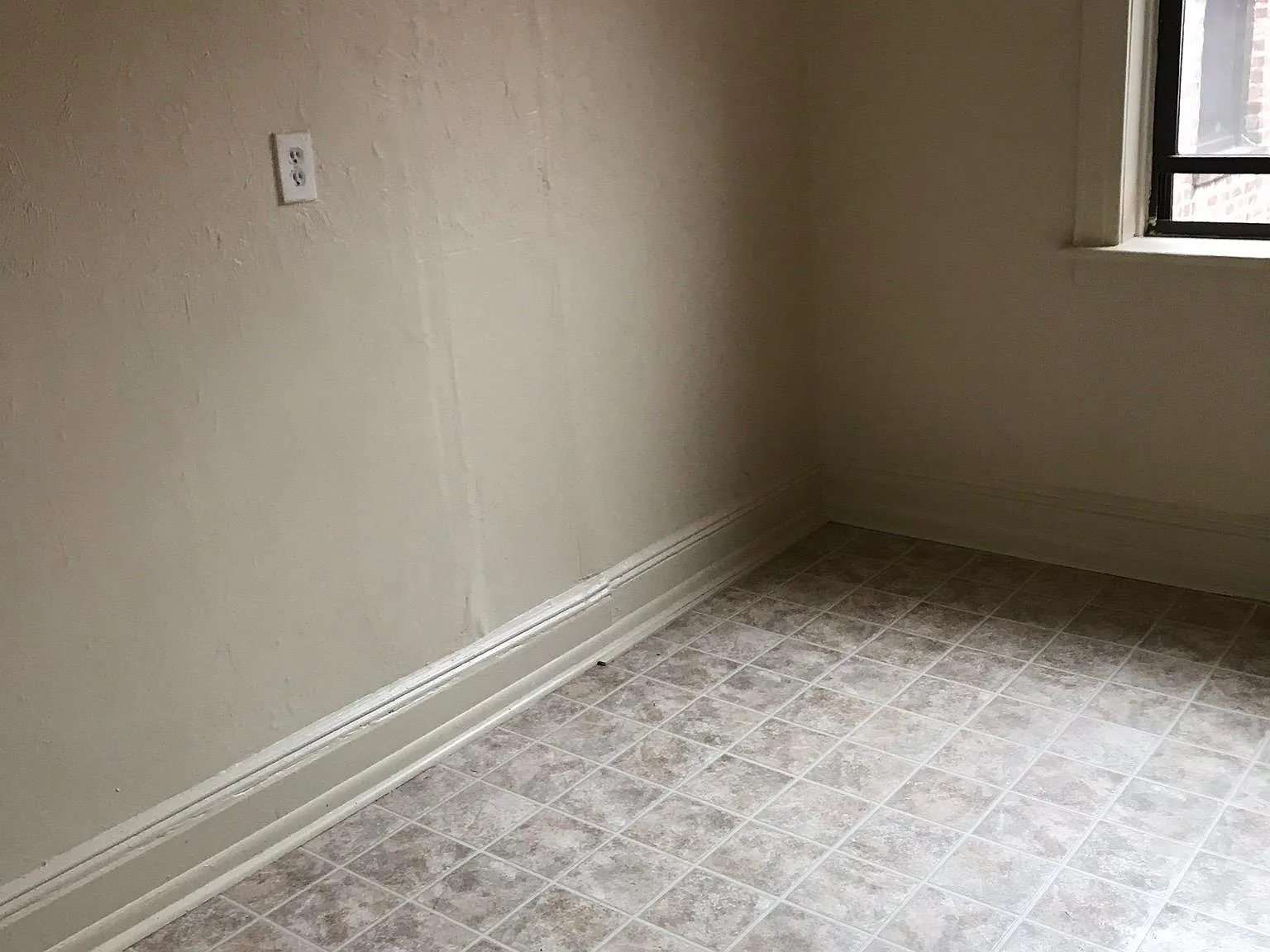 Brinkerhoff — Photo 1