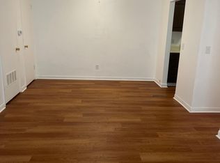 228 Main St #2, Ceredo, WV 25507