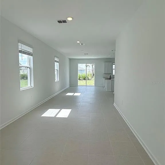 2583 Skyline Loop — Photo 3