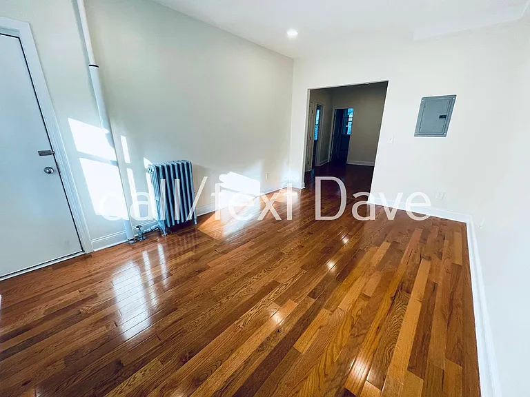 123 Sutherland Rd #2 — Photo 5