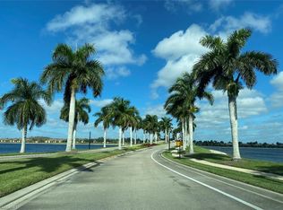 10044 Siesta Bay Dr APT 9412, Naples, FL 34120