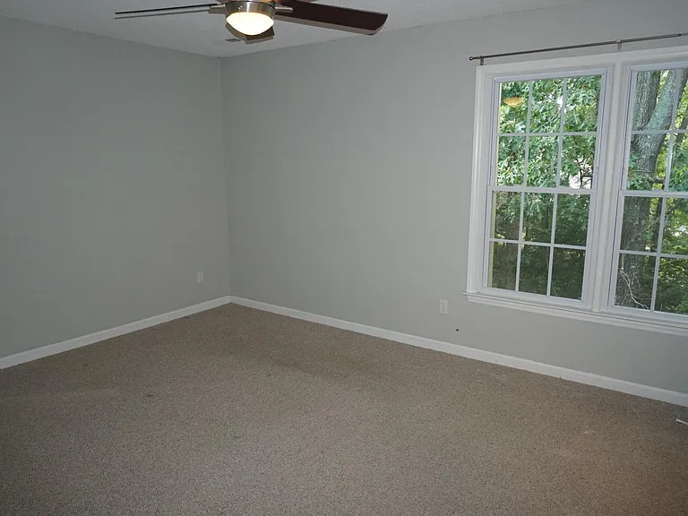 7405 Ashbury Ct — Photo 10