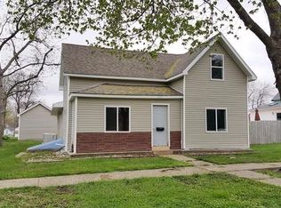 310 Prospect St, Alta, IA 51002