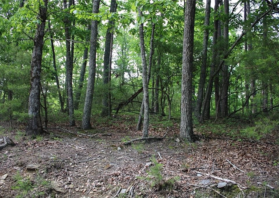 2nd image of 1427 Jasper Ct NE #1427