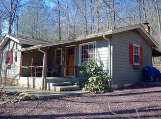 433 Lake Dr, Nesquehoning, PA 18240