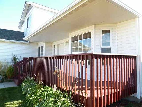 2nd image of 1010 W Golden Hills Dr