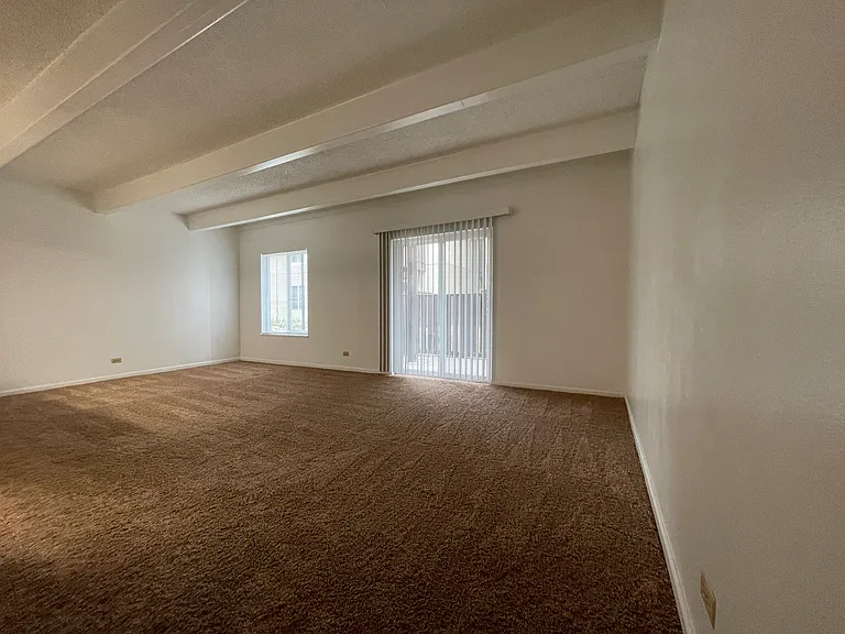 9725 E Harvard Ave — Photo 11