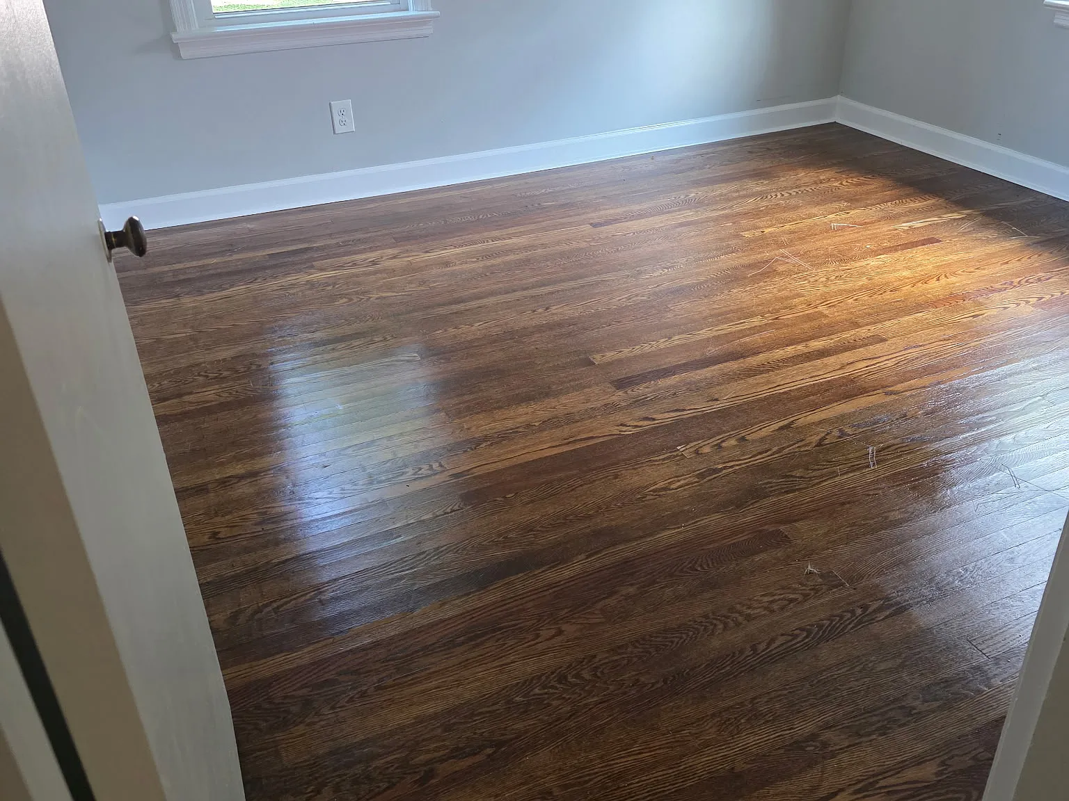 3 bed, 1188 sqft, $2,000 — Photo 4