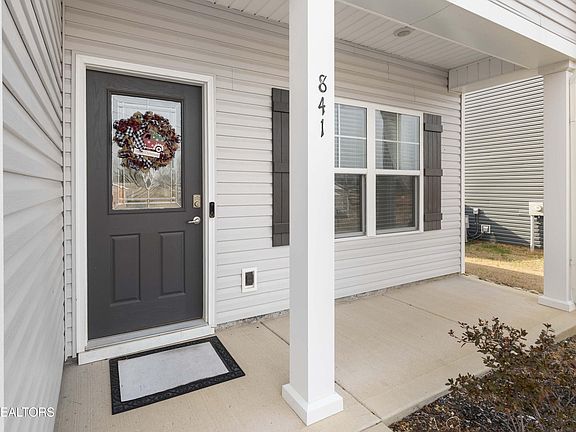 4th image of 841 Wilson Rd