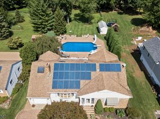 42 Cedar St, Cedar Grove, NJ 07009