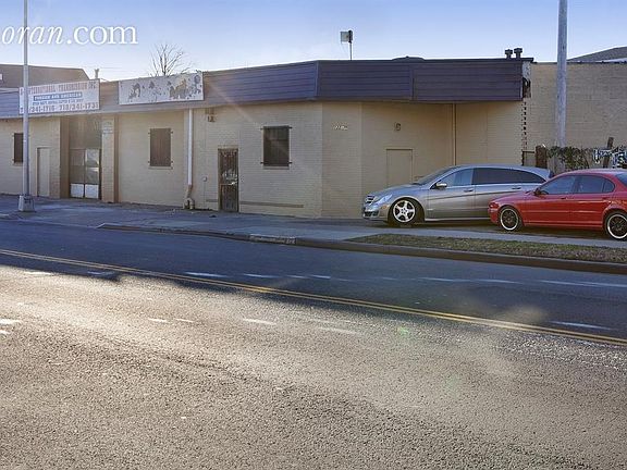 5th image of 12226 Farmers Blvd