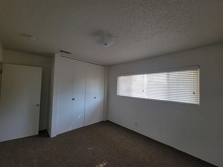1744 S Oak Park St — Photo 6
