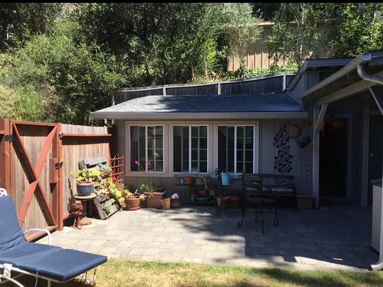 330 Shoreline Hwy #REAR COTTAGE — Photo 19