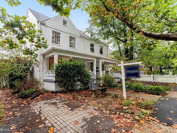 5th image of 2408 Washington Blvd