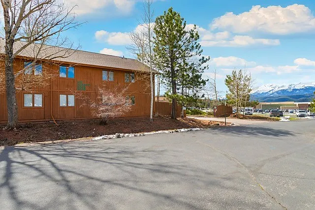 401 Forest Edge Rd #A10 — Photo 10