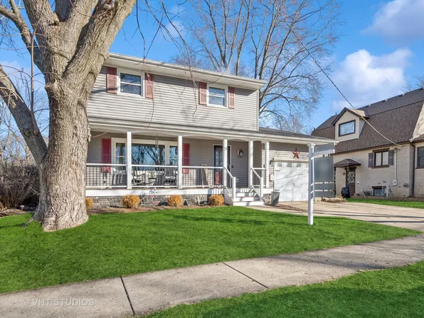 17 Lincoln Ave, Dundee, IL 60118