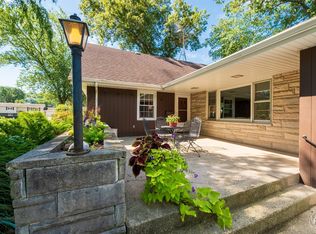 700 Memory Ln, Hobart, IN 46342