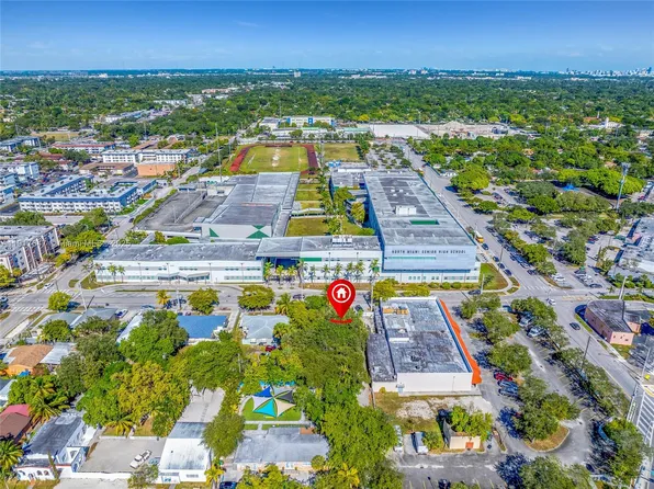 760-762 NE 131st St, Miami, FL 33161