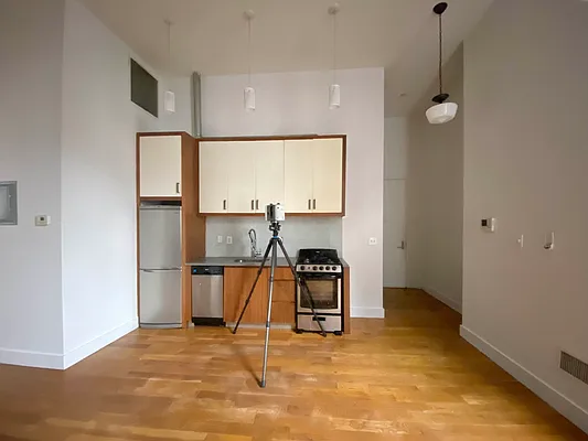Rented by MADEHOME | media 21
