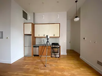 Rented by MADEHOME