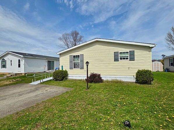 44 Adams Dr