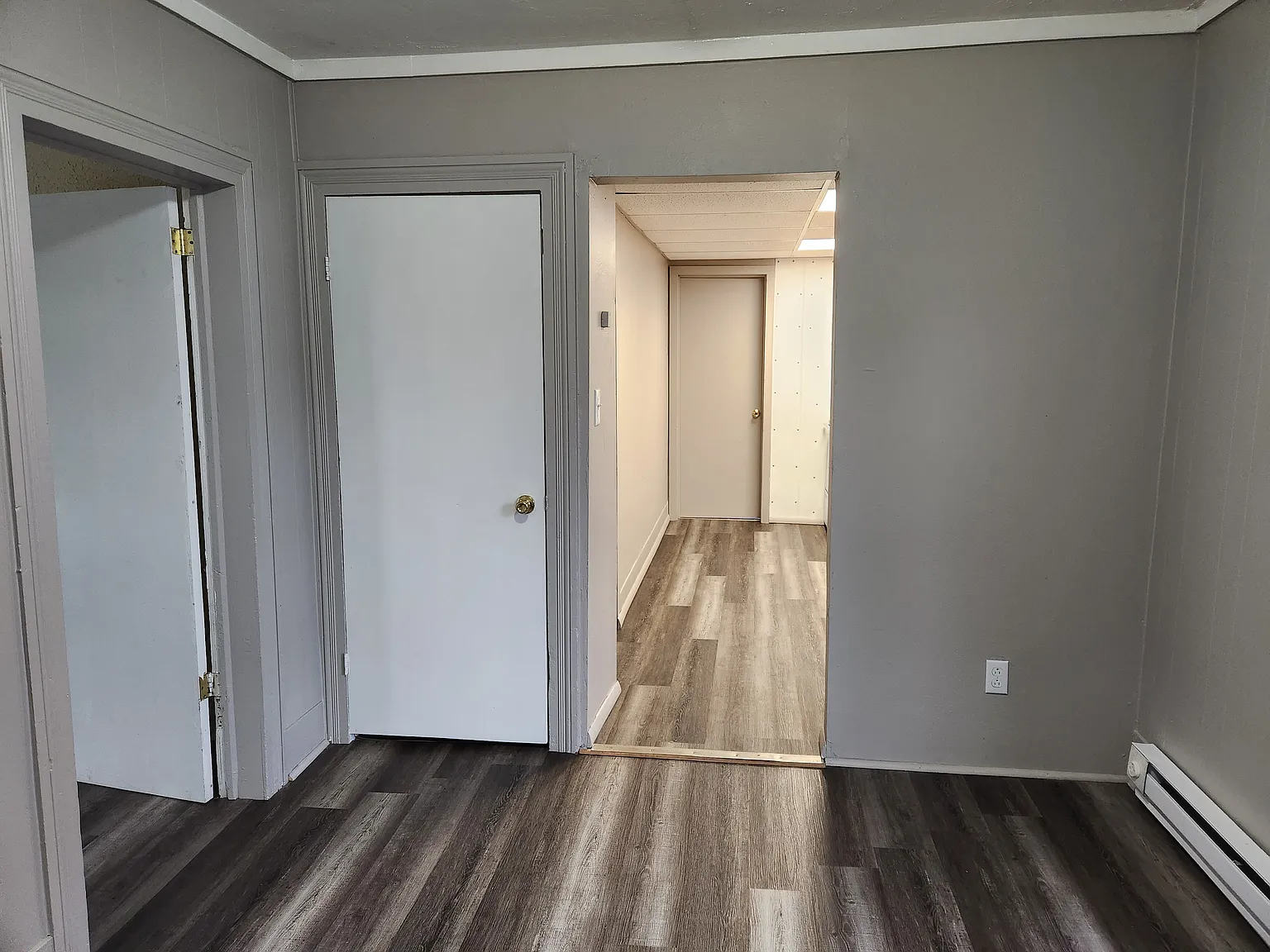 2 bed, 1.0 bath, $950 — Photo 3